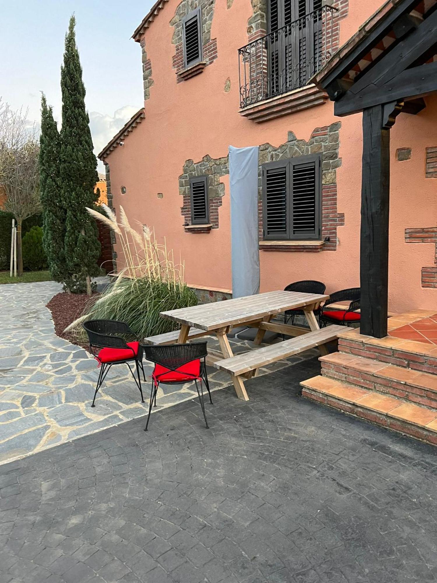 Villa Sol Peralada Golf Exterior photo